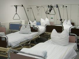 Neues Projekt in der Helios Weißeritztal-Klinik Freital: Arbeitsgruppe „Bettenreinigung“ startet durch