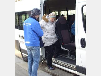 Für unseren Fahrdienst suchen wir eine:n Kraftfahrer:in (m/w/d)