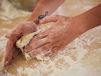 Wir suchen eine:n Mitarbeiter:in im Bereich Hauswirtschaft/ Küche