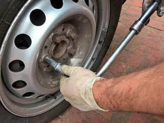 Kfz-Pflege und Instandsetzung